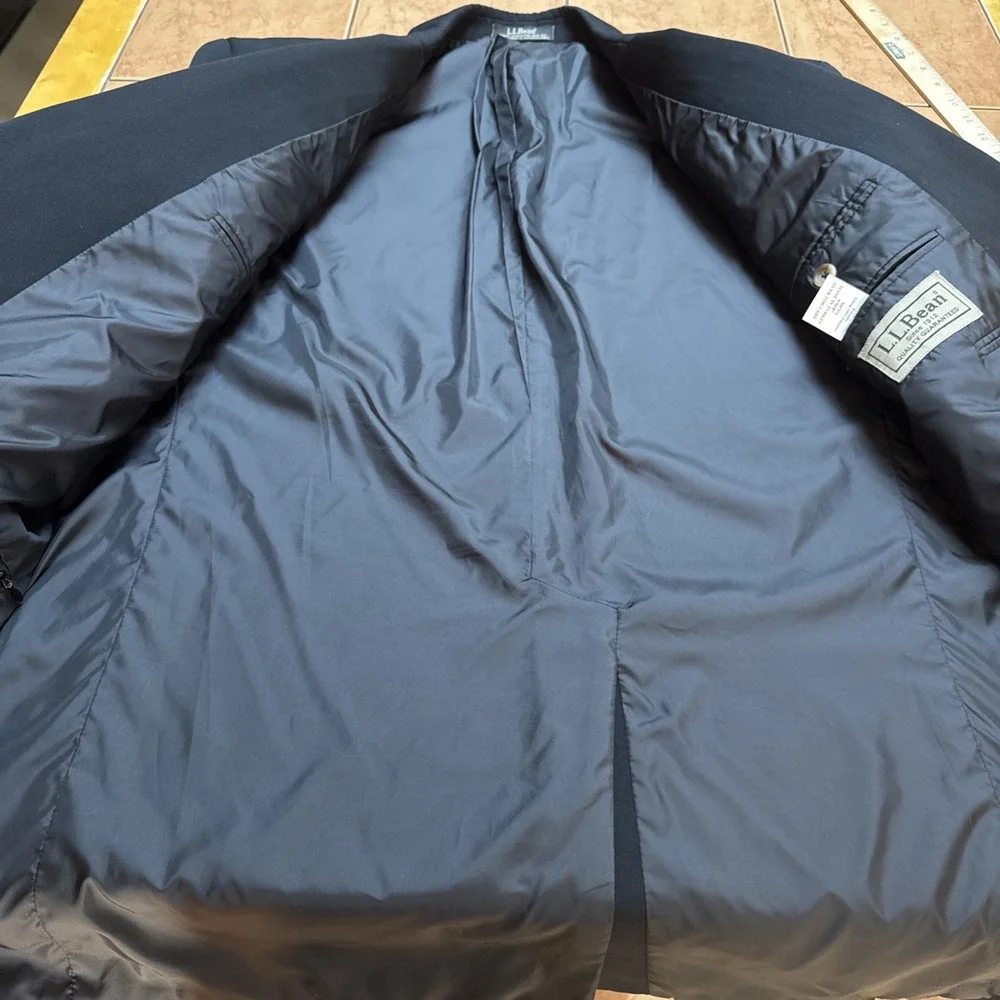L.L. Bean Men Black Sport Coat Sz 46L Microfiber Suit Blazer Gold Buttons Jacket